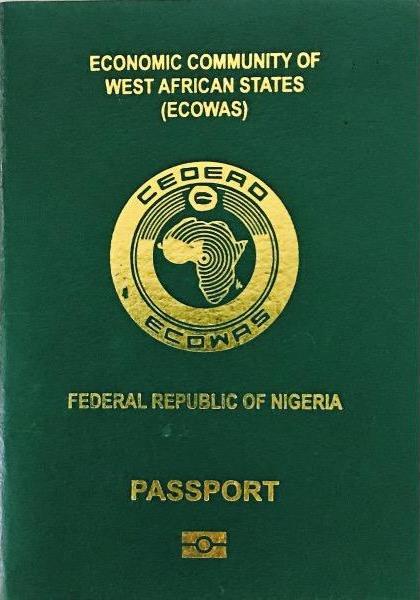 Vordere Abdeckung des Nigeria-Passes Vordere Abdeckung des Nigeria-Passes
